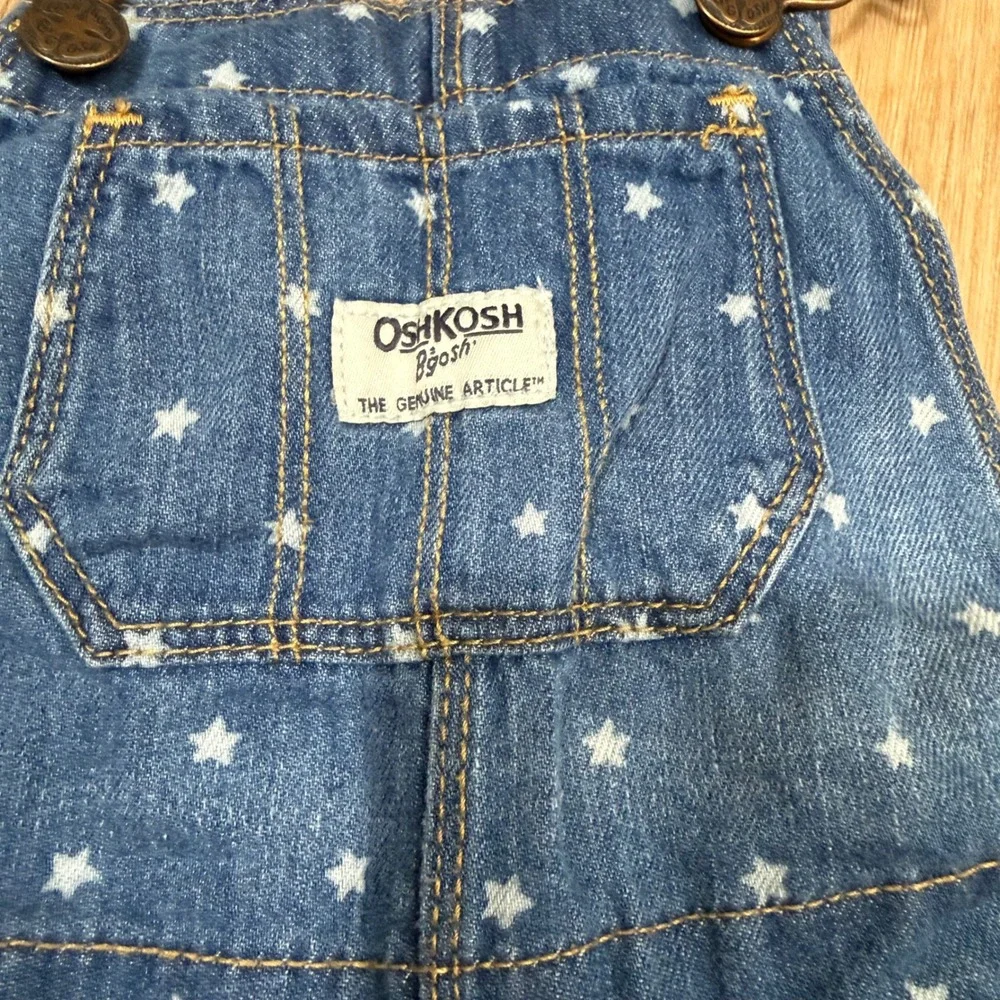 OshKosh B'gosh Toddler 2T Star Print Denim Shortalls Blue Vestbak Overalls